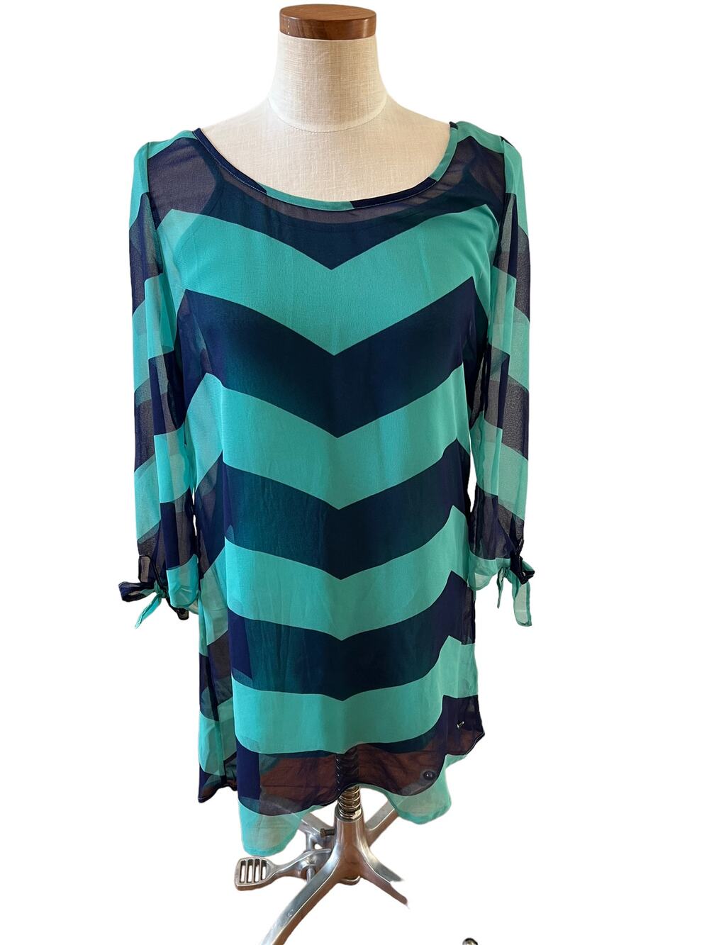 ROXY sheer Long sleeve dress green blue Chevron Print M